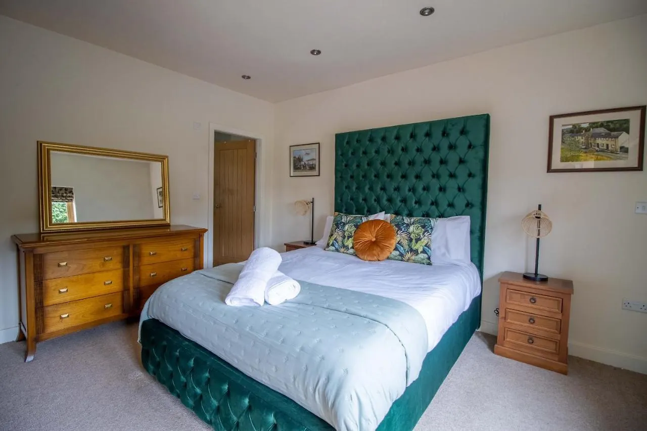 Bradley Manor Villa Huddersfield