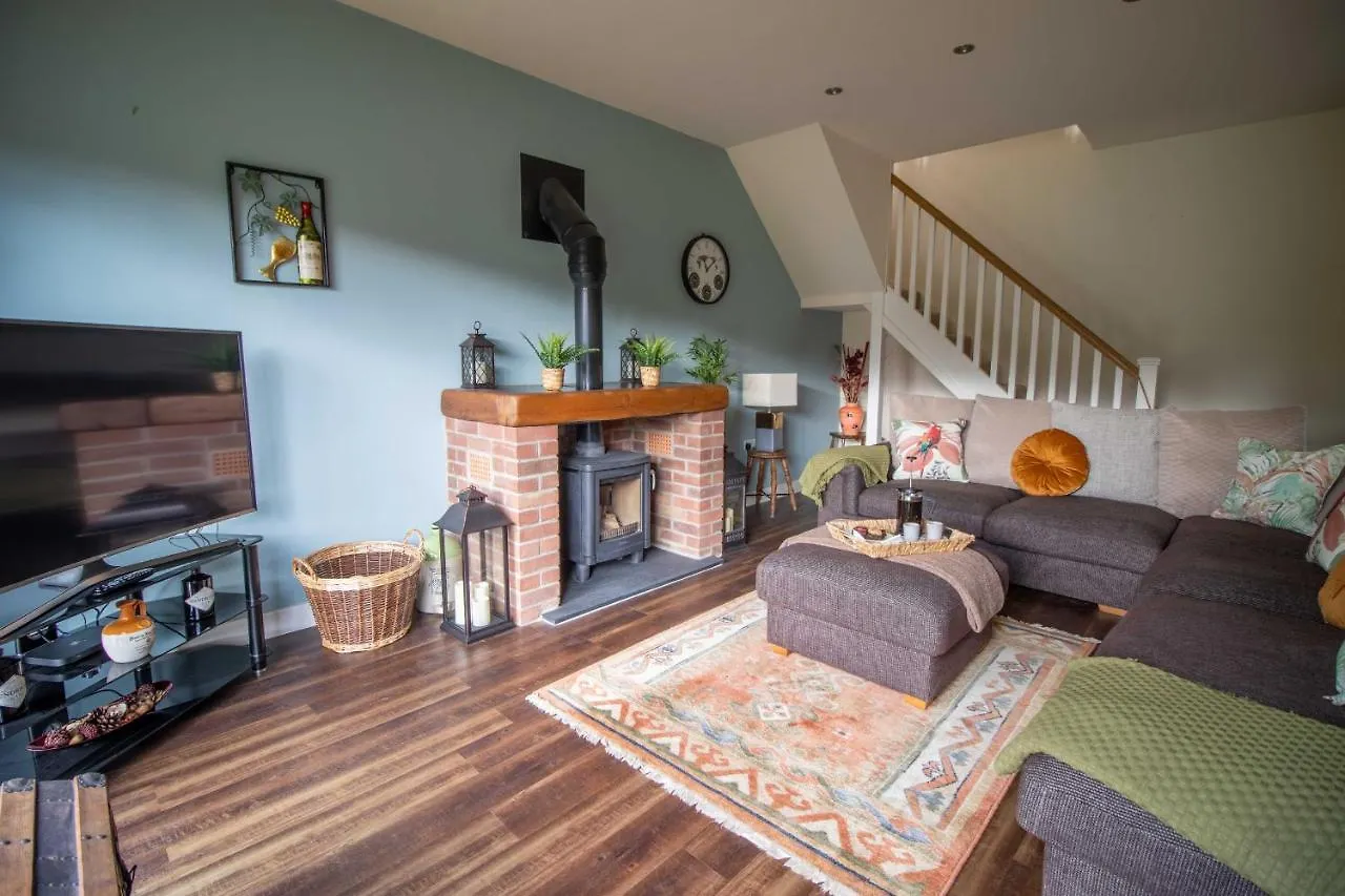 Bradley Manor Villa Huddersfield Holiday home