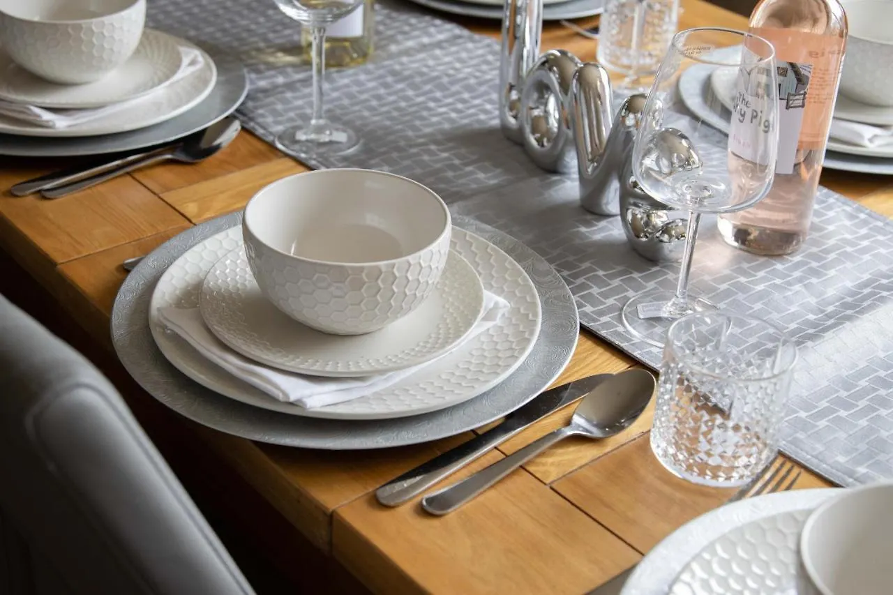Holiday home Bradley Manor Villa Huddersfield